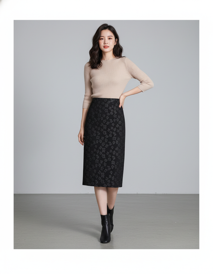 Jupe Crayon Noire Brodée Chic