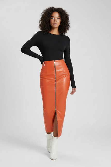 Jupe Crayon Orange Simili Cuir Élégante