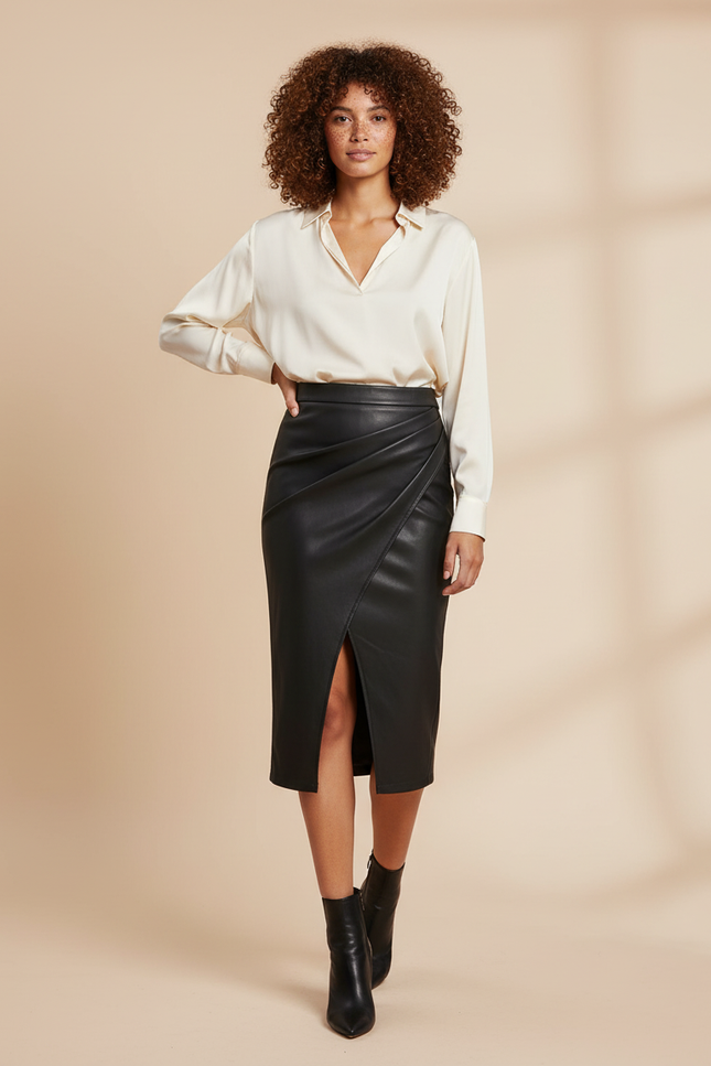 Jupe Crayon Similicuir Noire Drapée Chic