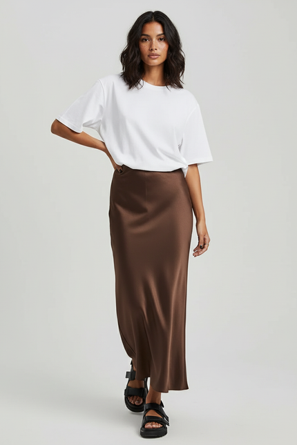 Jupe Crayon Marron Satin Élégante