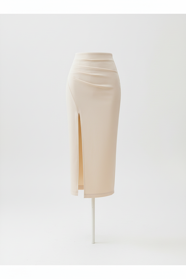 Jupe Crayon Crème Fendue Élégante
